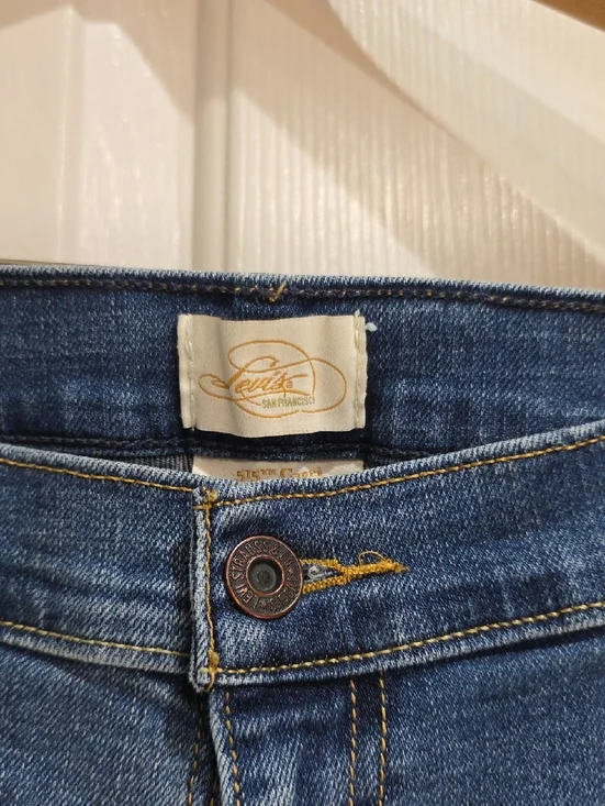 Levis 515 Women’s Blue Denim Capri Jeans Size 14 - Picture 3 of 13